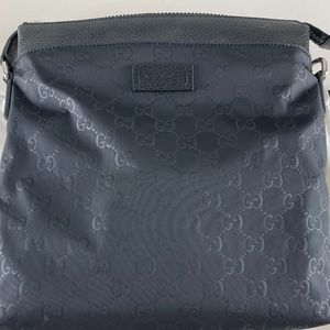 Gucci Microguccissima Messenger Bag Black